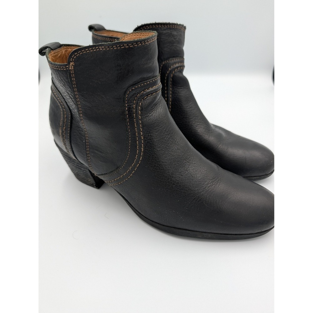 Comfortiva Black Leather Western Ankle Boots Memory Foam Stacked Heel 10M